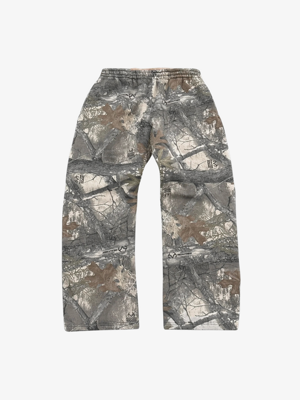 THE CAMO SWEATS
